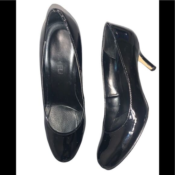 Vaneli Shoes  - Picture 1 of 8